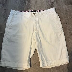 Ben Sherman White Flat Front Men's Shorts